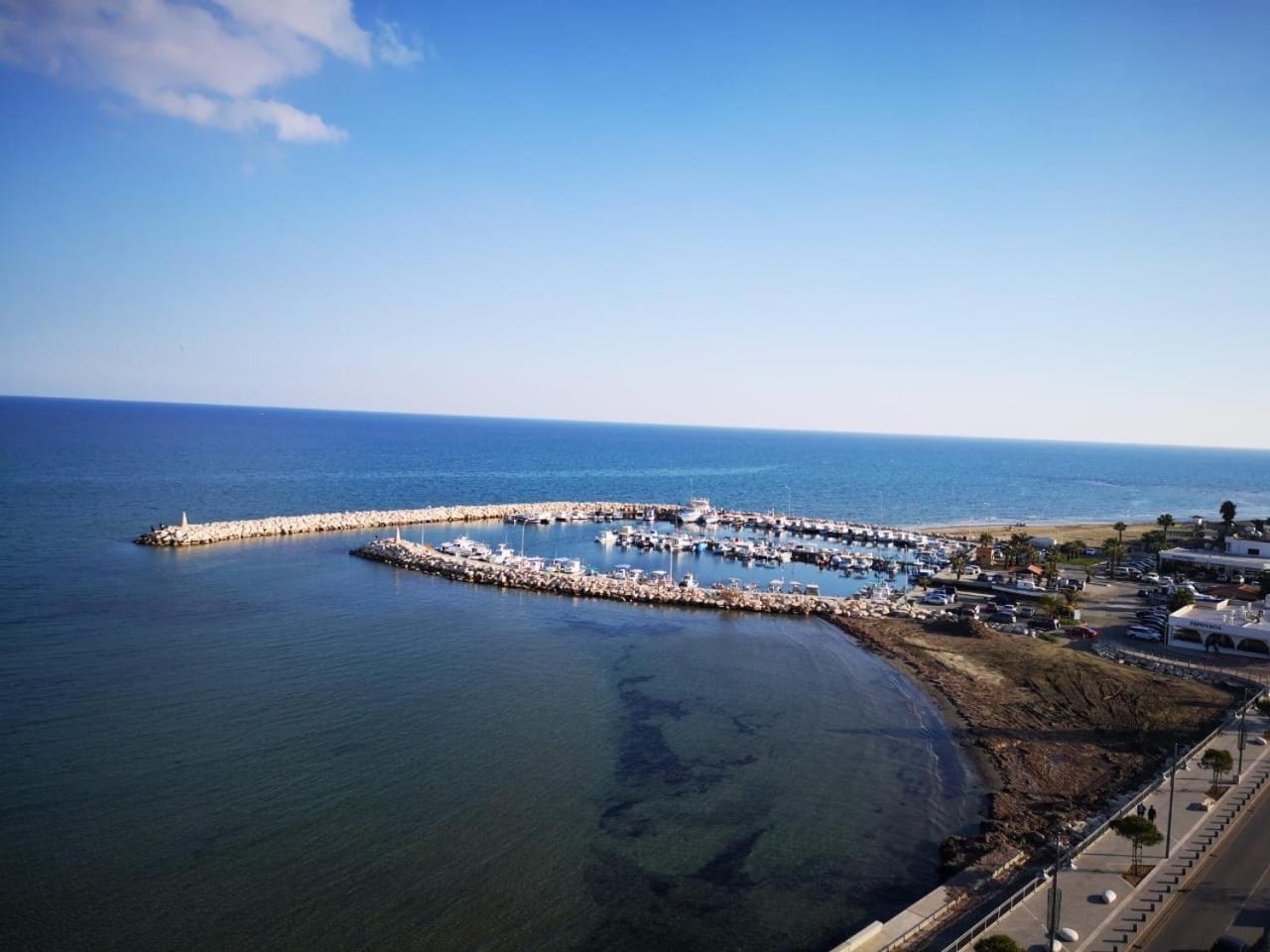 Sea View Holiday Apartment Larnaca Exterior photo